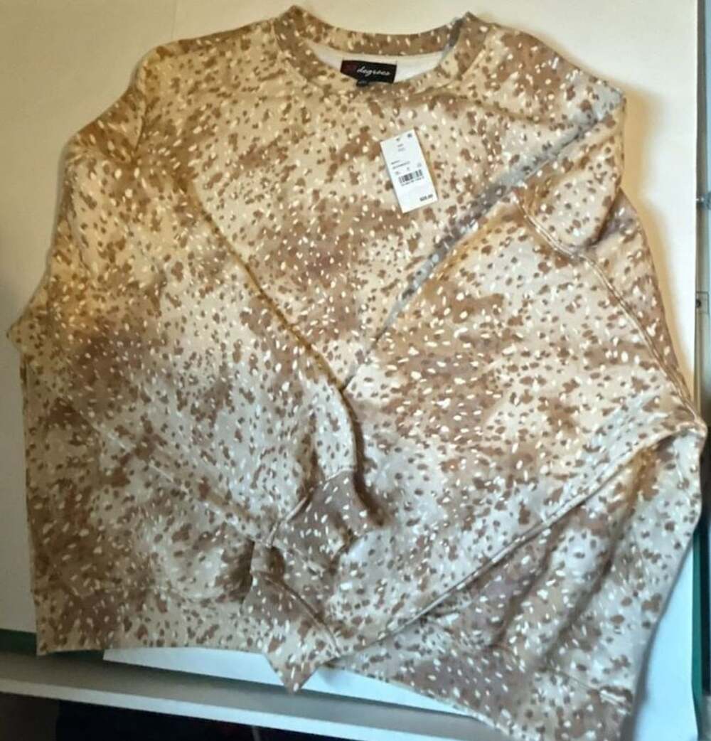 33 Degrees Sweatshirt Size XXL Brown White Doe Fawn Print Fleece